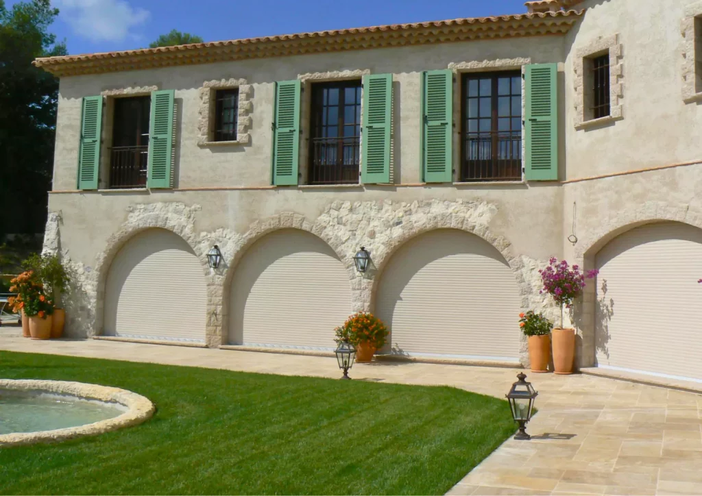volets-roulants-sur-mesure
